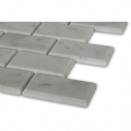White Carrera 2x4 Brick Beveled Marble Tile_corner_closeup